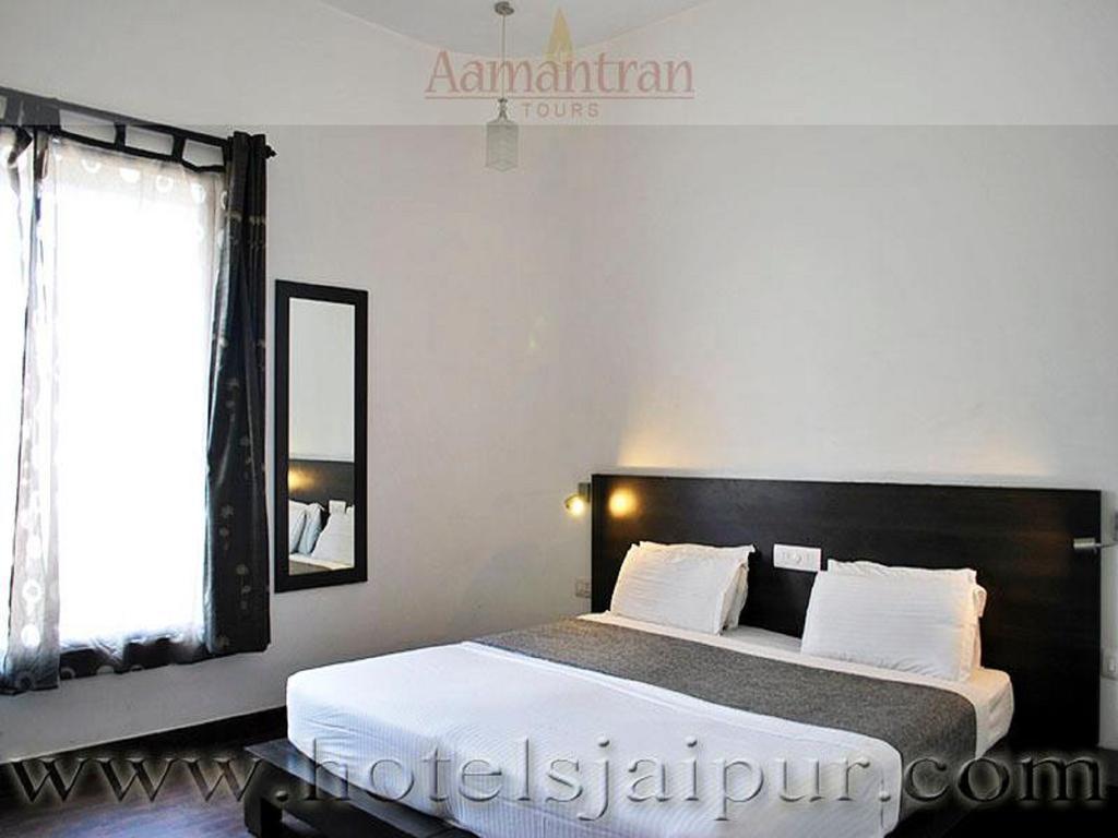 The Saneer Jaipur Hotel Exterior foto